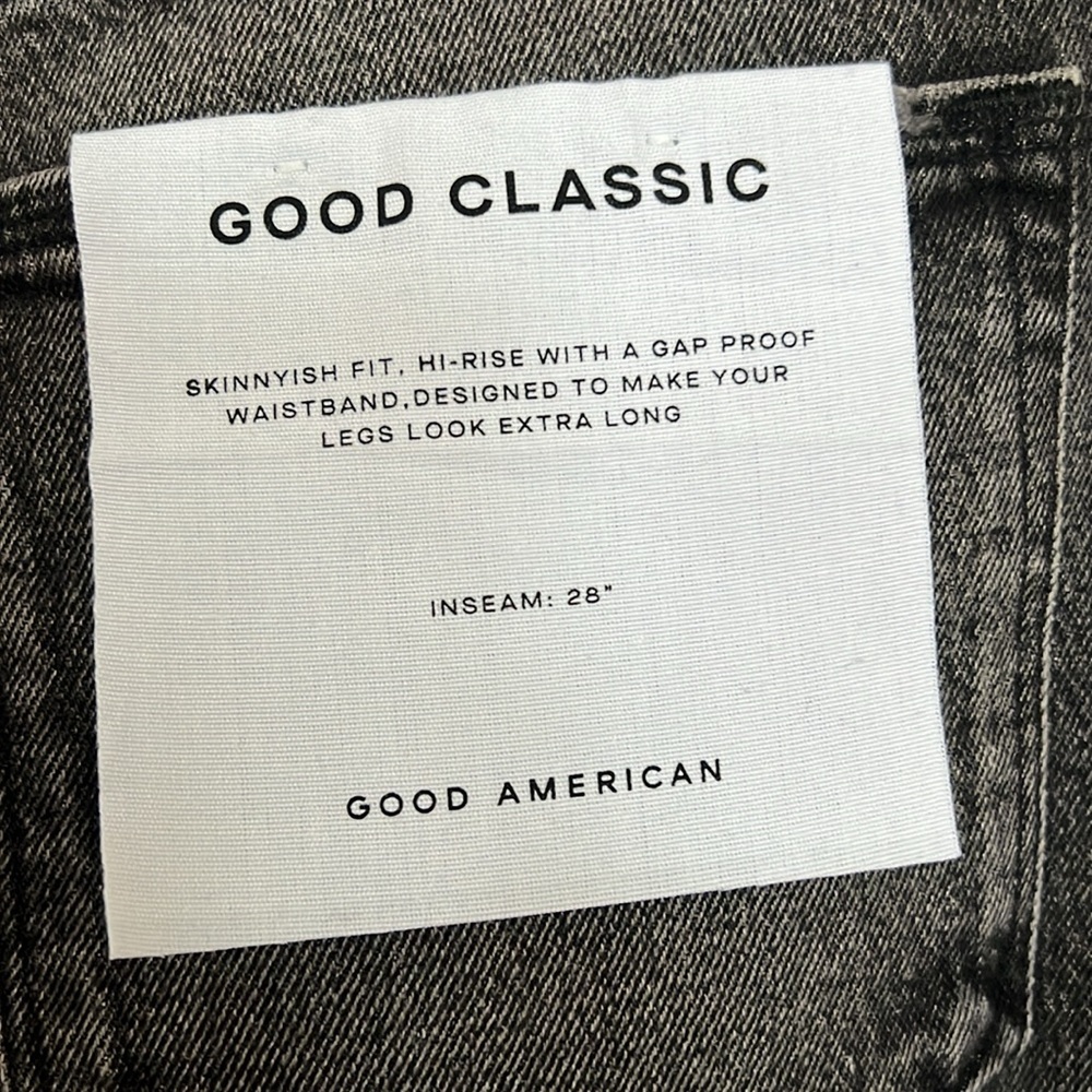 Good American Jeans - Picture 7 of 13